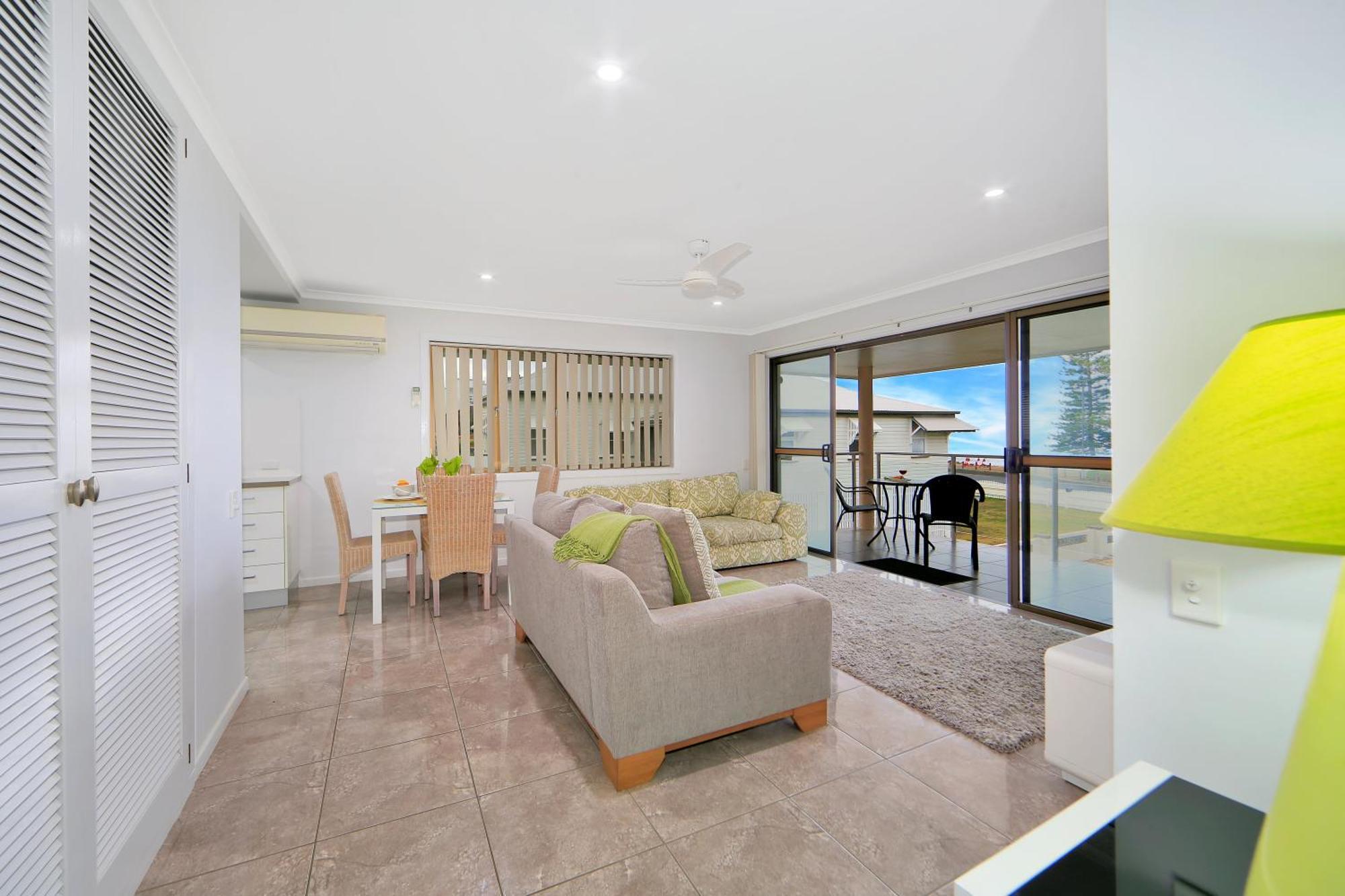 Nautilus Beachside Apartments Bargara Quarto foto